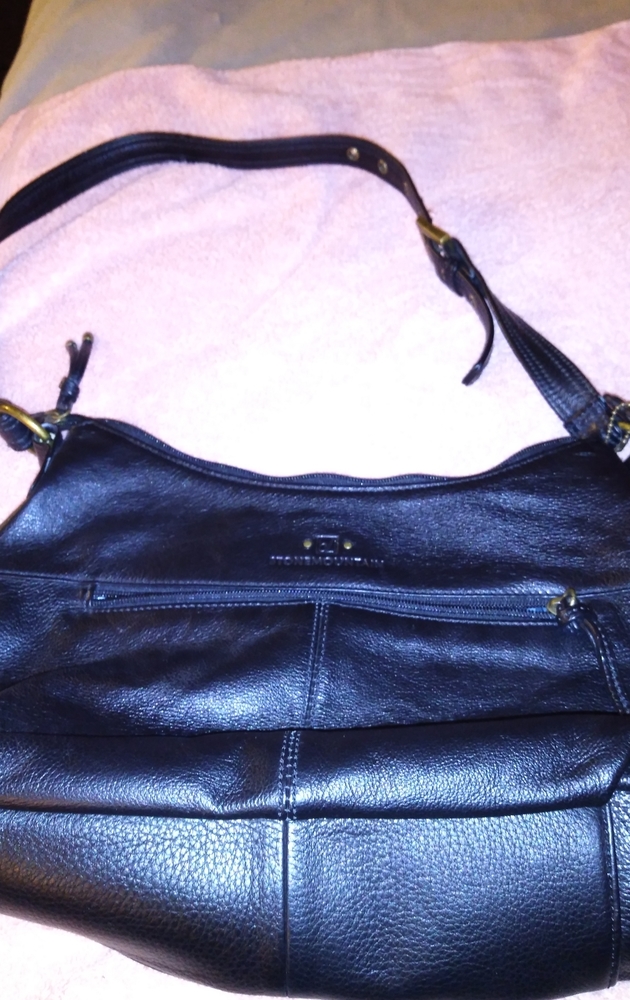 Simple plain jane Black Stone Mountain purse
